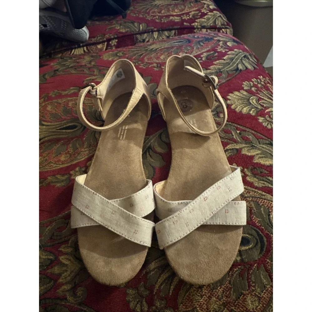 TOMS Willow BEIGE CANVAS Open-Toe ESPADRILLE Flat Closed Back SANDALS Sz 8